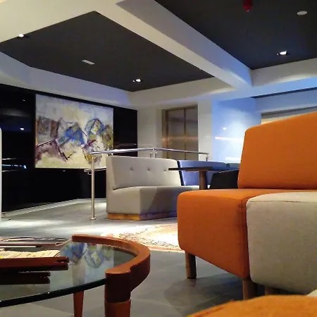 帕尔马酒店 酒店